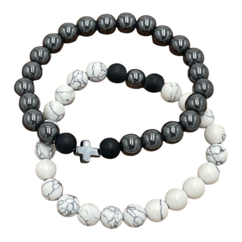 Set of Two Elastic Hematite and Howlite Bracelets with Black Matte…